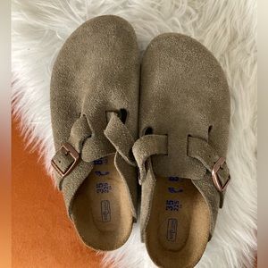 Boston suede Birkenstock clog